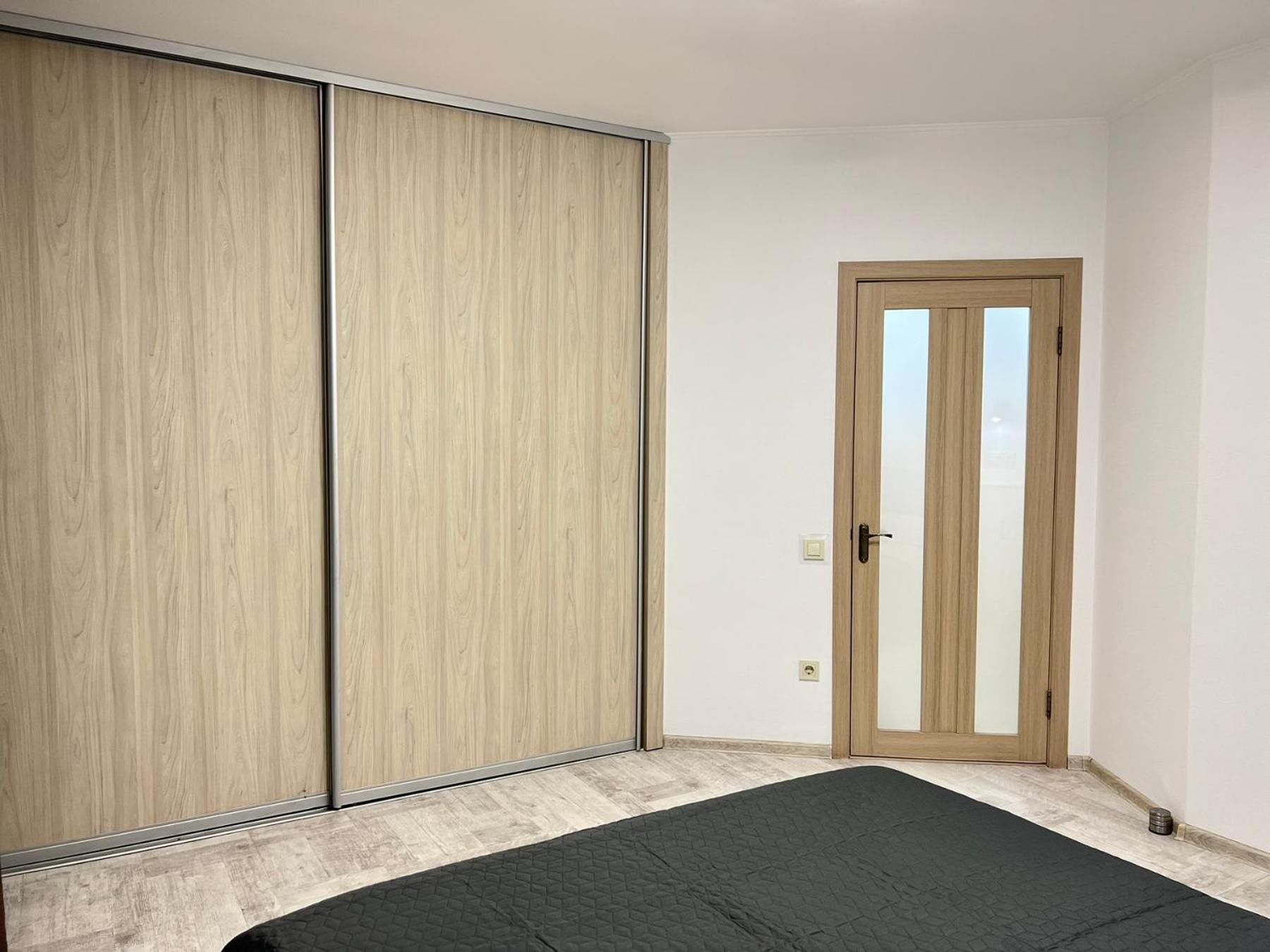 Chernigov City Apartments Na Peremohy Екстериор снимка